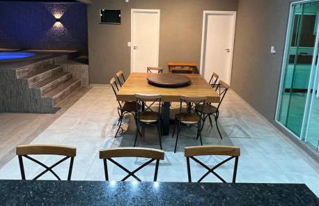 Casa Flora - Jacuzzi exclusiva e conforto absoluto a 10 quadras da praça central - Foto 4