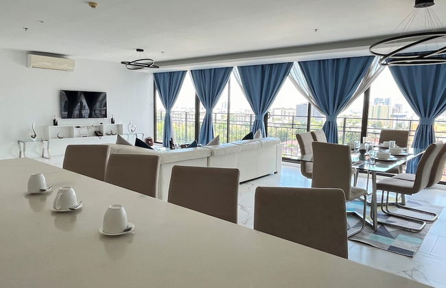 88th Avenue - Foto 78