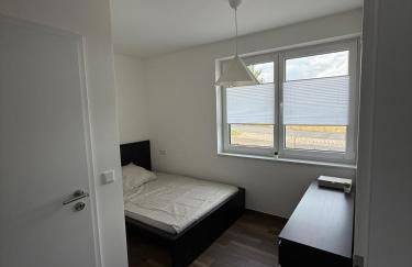 Moderne Ferienwohnung, separater Eingang, Neubau, Smart Tv & Wifi & Kaffemaschine inklusive - Foto 7