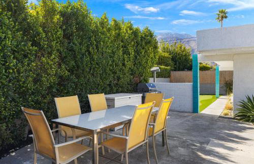 The Ricardo! Mid-Century Villa with Saltwater Pool - Foto 11