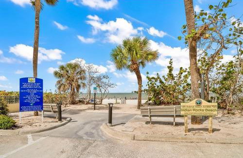 Direct Gulf Front Condo, Private Balcony, Heated Pool, Walkable Indian Rocks Beach - Foto 27