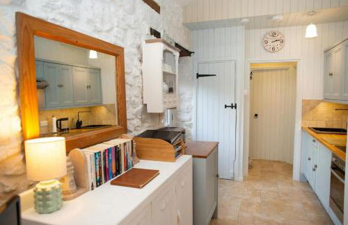 Little Rogeston Cottage Nolton Haven - Photo 5