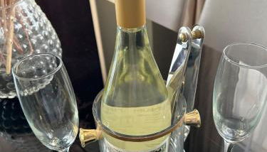 Magnifica ubicación ,amplio ,luminoso, a 50 m de la playa - Photo 5