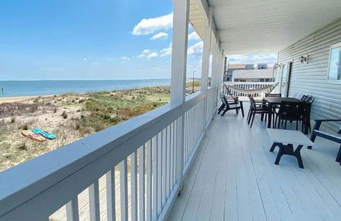 Sojourn The Lighthouse Beach Front Resort Villa - Photo 18