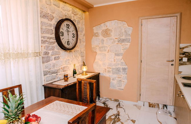 D & Sons Apartments - Photo 61