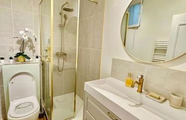 Appt proche Sacré cœur Montmartre Gare du Nord et EST - Foto 14