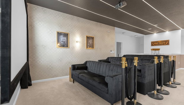 Upstay - Karaoke Mansion w Pool Cinema Themed Rooms - Foto 3, Habitación