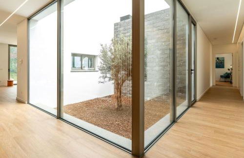 Elysium São Vicente - Designer Villa with Ocean View, Heated Pool, Jacuzzi & Sauna - Foto 55