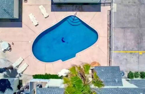 Spacious Home, Short Walk to Beach, Heated Pool! - Foto 12