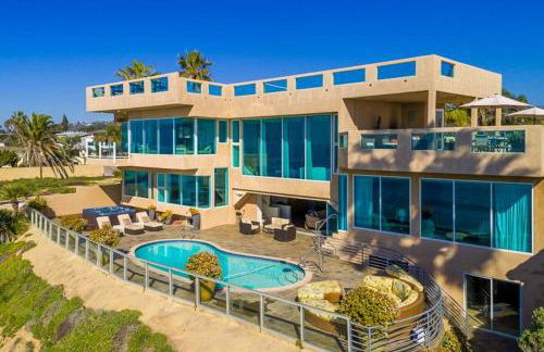 Celebrity Oceanfront Estate - Foto 1