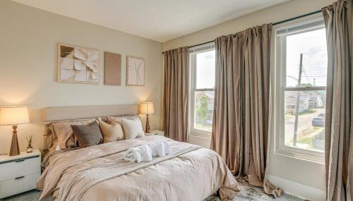 Quiet & Spacious Home Near Downtown - Foto 2