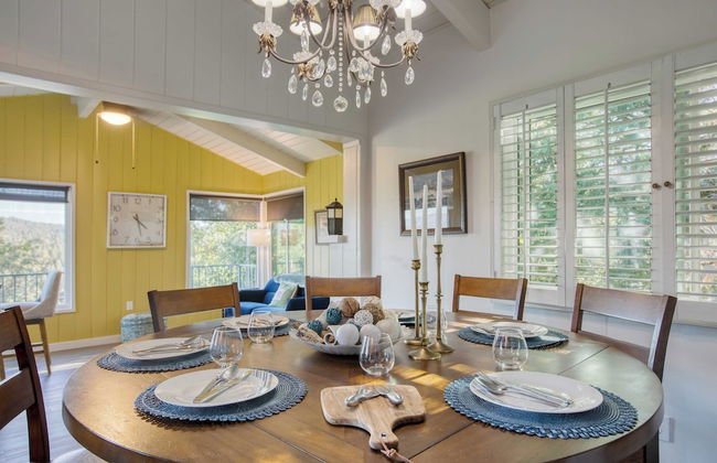 Lake Access, Game Room, Firepit, 3 Decks w/ Views Lakeview Ridge by Avantstay - Foto 5