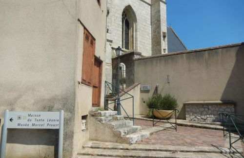 Calme et verdure en plein coeur d Illiers Combray - Foto 21