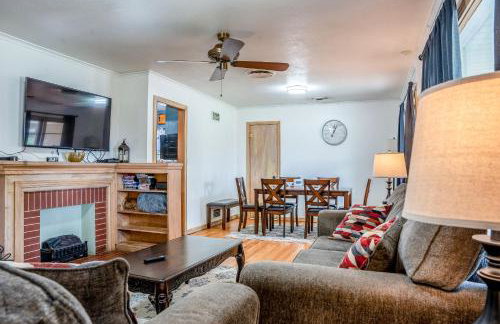 Spacious 4 Bedroom Home with 5 Beds near Interstate 40 in Amarillo, TX - Foto 5