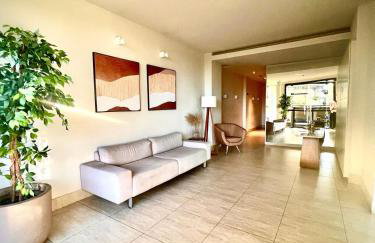 Apartamento com terraço privativo e vista mar - Foto 17