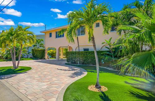 NEW!Paradise PalmsDockPoolKayaks GrillView! - Foto 70