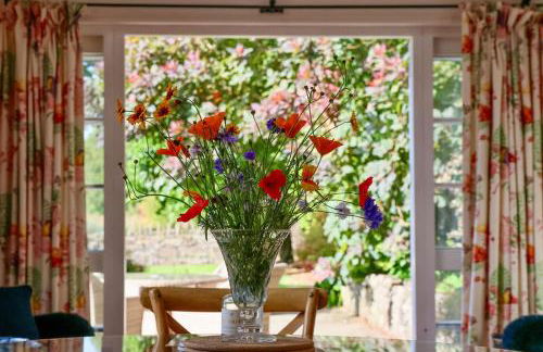 Spacious cottage - walk to Crieff - Photo 8