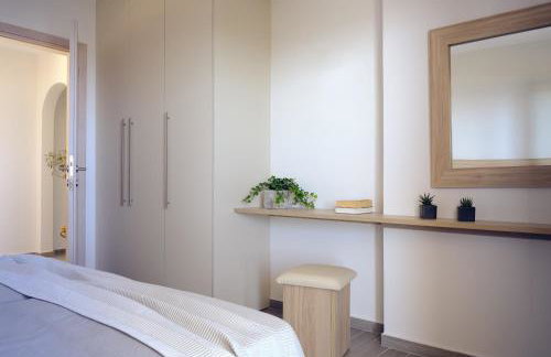Artemis Villas - Spectacular Views & Ideal For Large Groups, By ZanteWize - Foto 17