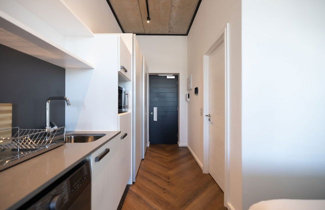 Bridgewater by Smart City Stays - Photo 8