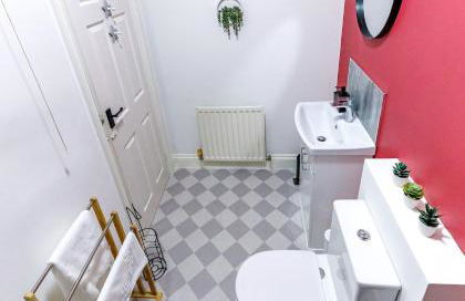 2 Bedroom Home-Free Parking-Perfect for Contractors - Foto 16