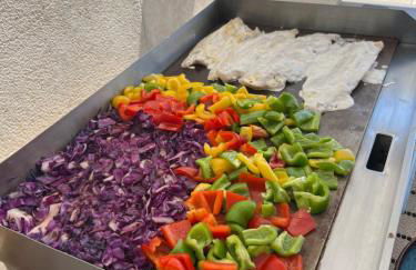 VUE EPOUSTOUFLANTE SUR BANDOL & LA MER 2 pièces, piscine tout confort 4 étoiles, très calme, terrasse spacieuse sans vis à vis, parking privé résidence standing - Foto 21