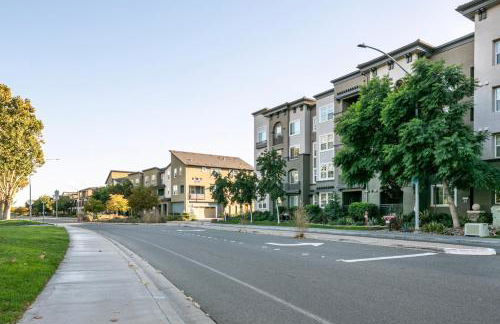 Blueground Coyote Creek North pool nr Great Mall SFO-2025 - Foto 38