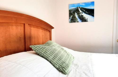 Mountain Peak Views from Hot Tub in Uptown 2 Bdr - Foto 13