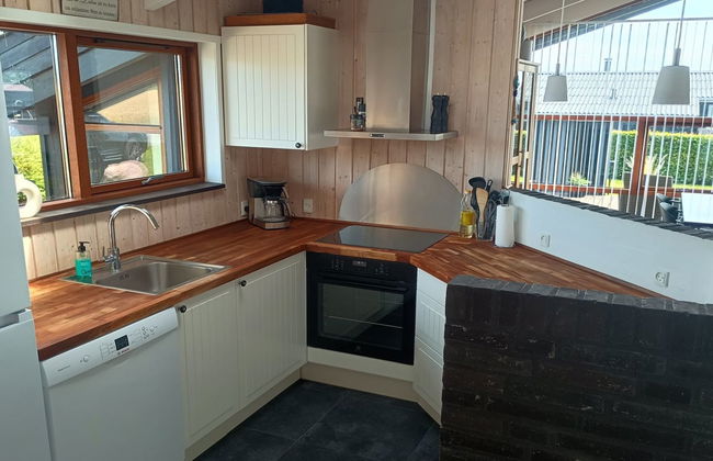 "Anniken" - 250m from the sea - Foto 24