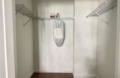 Luxury New 1B1B Private Balcony w Washer Dryer 525Pkwy215 - Foto 7