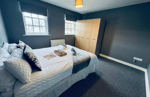 Queens Townhouse - 4 Bedrooms - Sleeps 9 - Foto 18