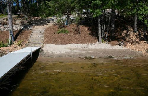 Gorgeous Views, Fishing at Private Cabin on Pelican Lake, Orr MN - Foto 32