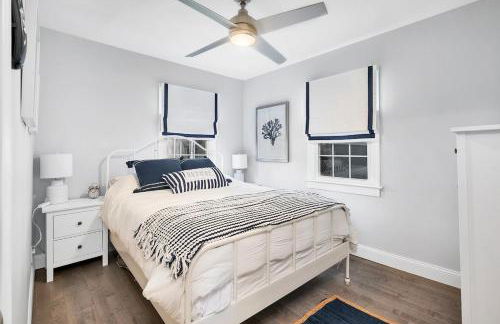 Adorable Beach Cottage - Private Beach Association - Foto 3