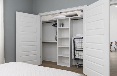 3 Miles to Downtown Broadway Bars - Walk to Coffee from Condo - Foto 14