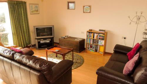 Atlantic Bay Cottage - Photo 5, Garden view