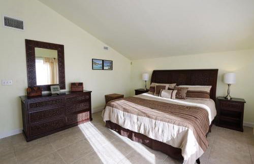 Beautifully Updated, 4 Bedroom Pool Home, 50 Yards to the Beach!! Captiva Escapade - Foto 13