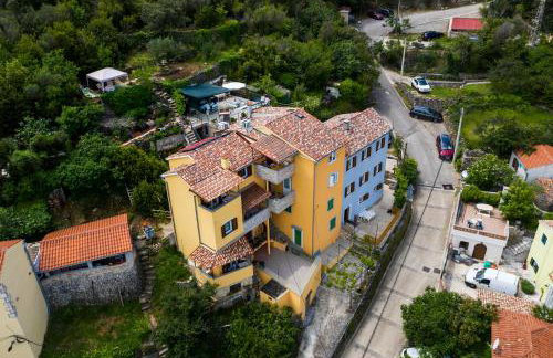 APARTMANI I SOBA ROBERTO I MIRJANA - Foto 1