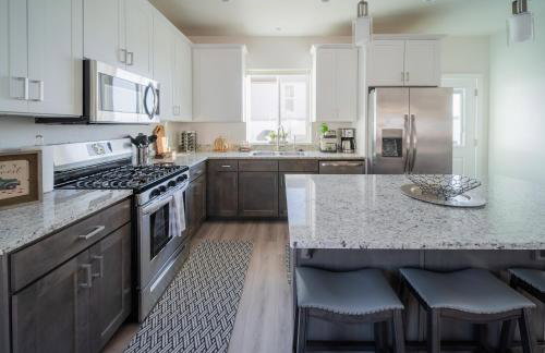 So Zion Painted Desert-4Bed, 3Bath, Hot Tub, Deck - Foto 11