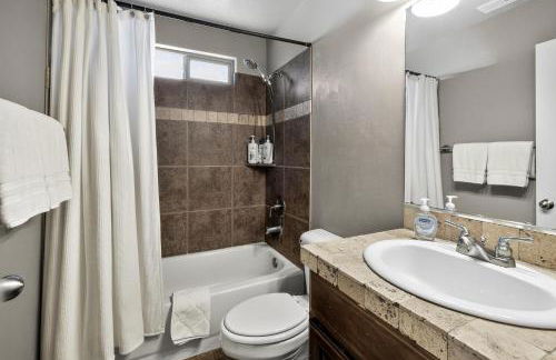 Near Zion 3BR Sleeps 8 Covered Patio Dining - Foto 26