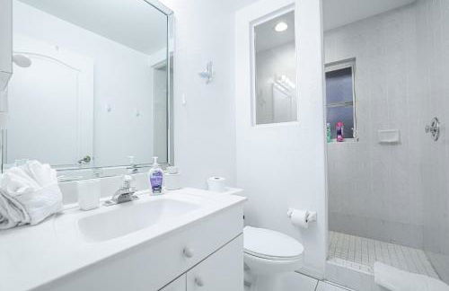 Free HeatedPool on SailboatAccessCanal boat lift - Foto 37