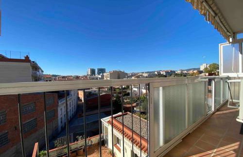 Big Family Terrassa Parking and noise free - Photo 32