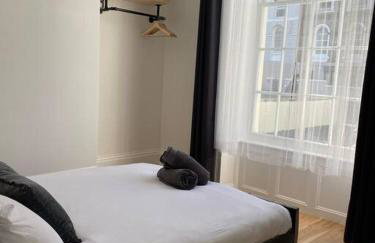 Grand Apartment on HOE/BARBICAN Allocated PARKING! - Foto 40