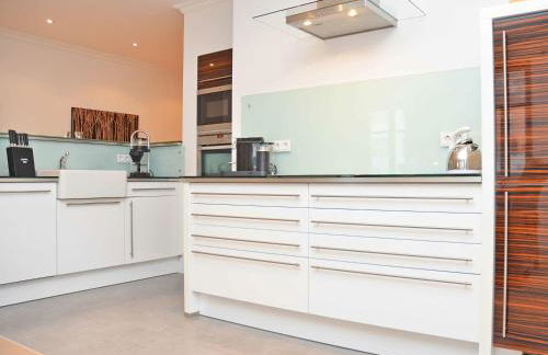 Villa Paula - WG03 strandnah mit Kamin, Terrasse, Balkon - Photo 14