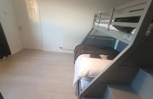 Alton Towers & Foxtail Barns & Oak Barns & Peak District - Foto 16