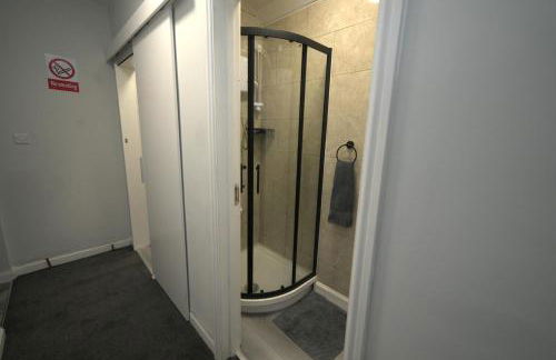 Telford - Apartment - Sleeps 5 - Flat 4 - Photo 10