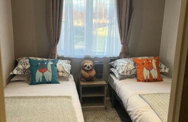NEW 2025 Modern 3Bedrooms Lodge Walk to Beach - Foto 34