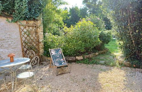 Petite maison cosy à Moret-sur-Loing, cour privée - Foto 8