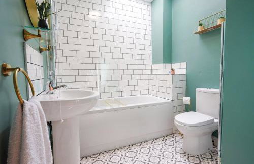 The Old Bulls Head - Photo 22