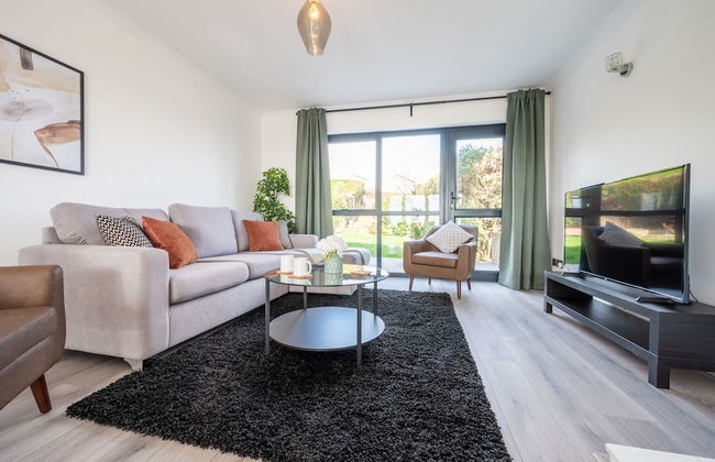 Trinity View by Tŷ SA - in Newport - Photo 21