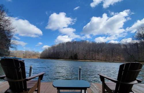 Lakeside Haven Dock/Slip Fire Pit Game Room Kayaks - Foto 9