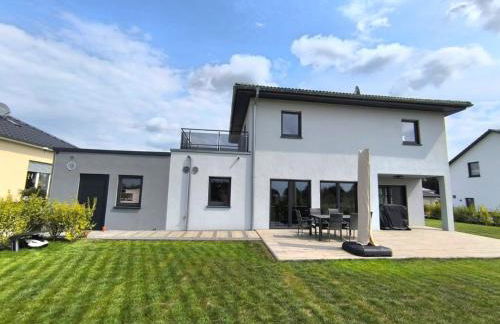 VILLA VULKANEIFEL -modern -familienfreundlich -Terrasse -Doppelgarage -ruhiger Lage - Foto 45